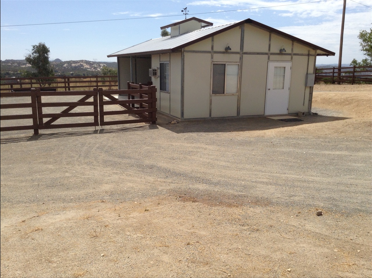 880 Tierra Del Sol Road Boulevard, CA 91905 - Photo 15 of 24 Gallery Image 15