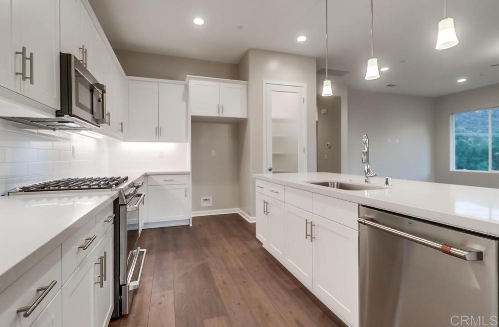 3115 Pine Lane Spring Valley, CA 91978 - Photo 11 of 25 Gallery Image 11