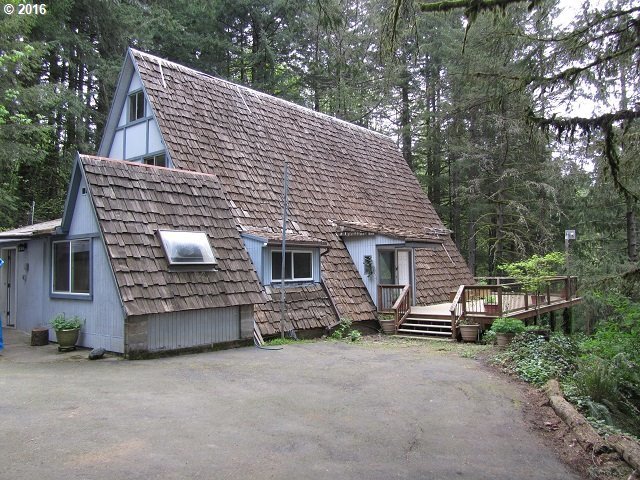 26305 Southwest Neill Road Newberg, OR 97132 - Photo 2 of 18 Gallery Image 2