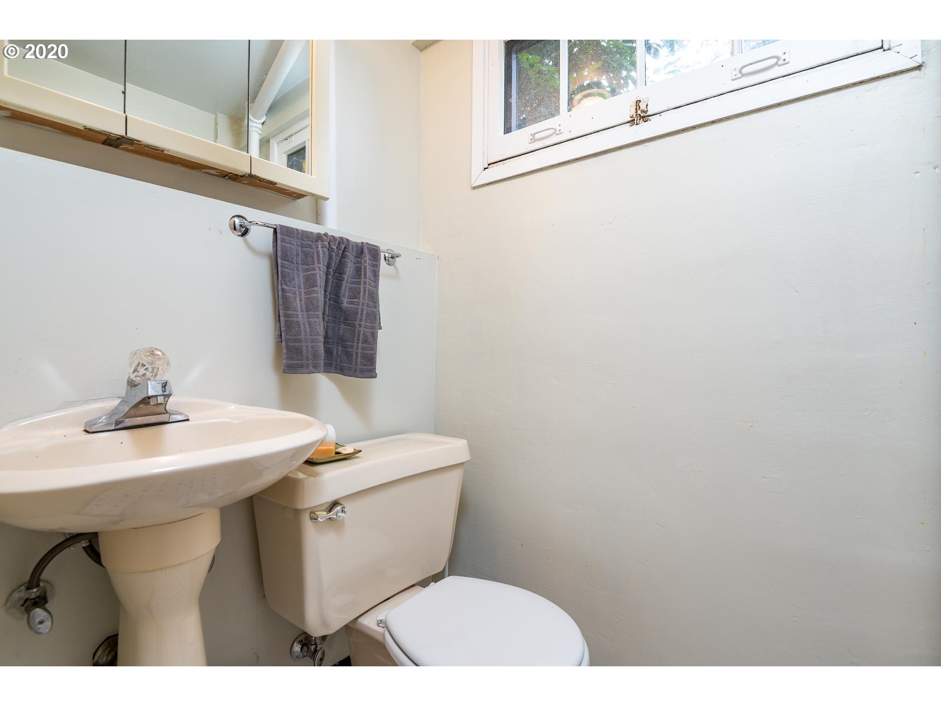 3417 Southwest 12th Avenue Portland, OR 97239 - Photo 15 of 31