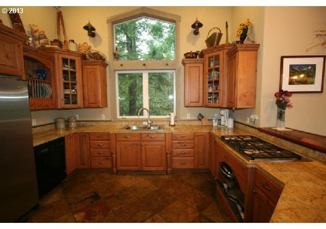 82 Wakina Road Stevenson, WA 98648 - Photo 10 of 16 Gallery Image 10
