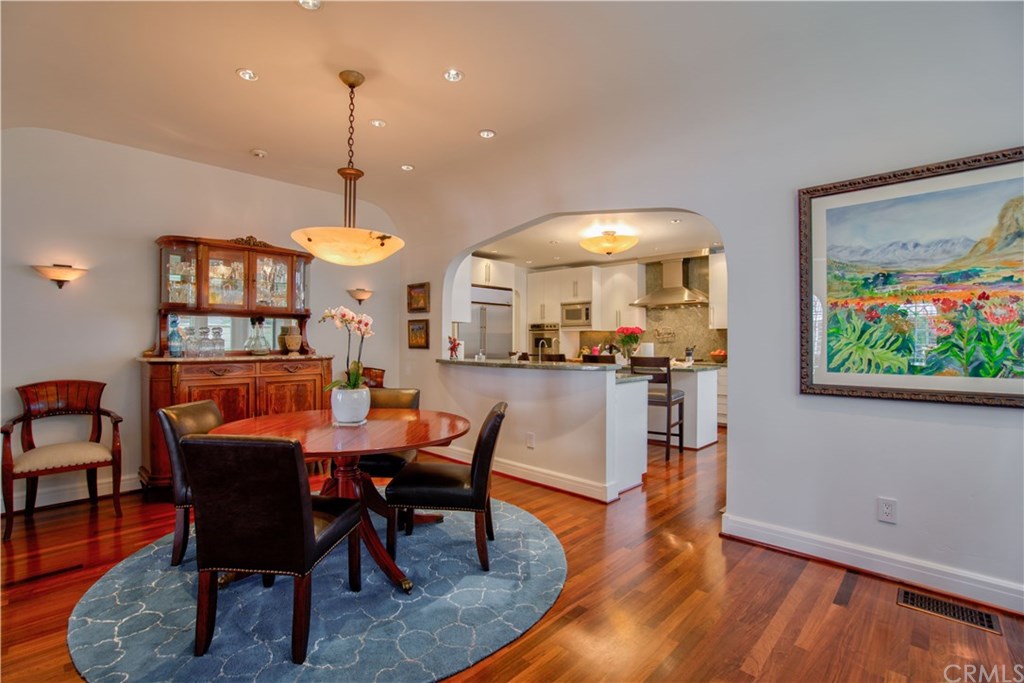 60 63rd Place Long Beach, CA 90803 - Photo 11 of 53