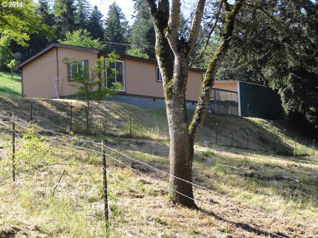 104 Rice Creek Road Winston, OR 97496 - Photo 7 of 16