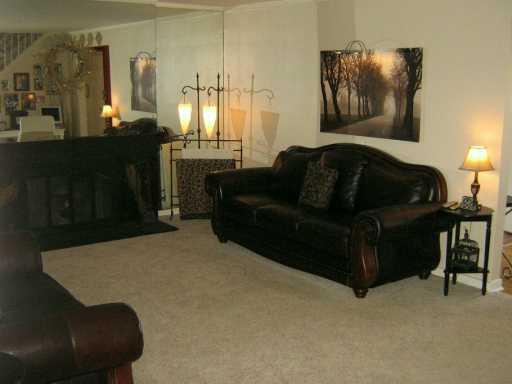 507 Edgewood Road Forest Hills, PA 15221 - Photo 3 of 8 Gallery Image 3