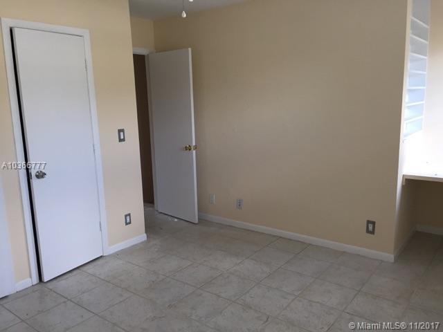 115 Southwest 3rd Street, Unit 115 Pompano Beach, FL 33060 - Photo 10 of 17