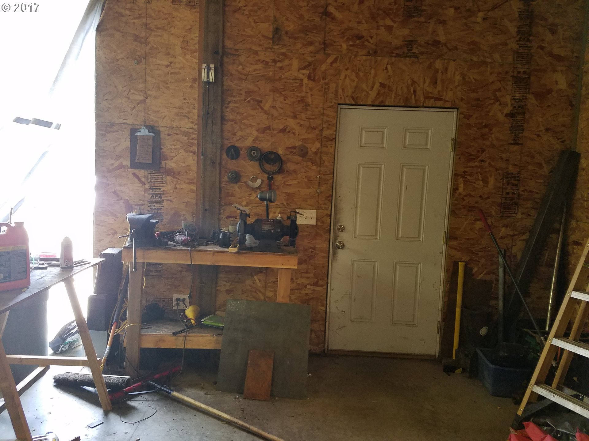 3813 Garden Valley Road Roseburg, OR 97471 - Photo 2 of 20