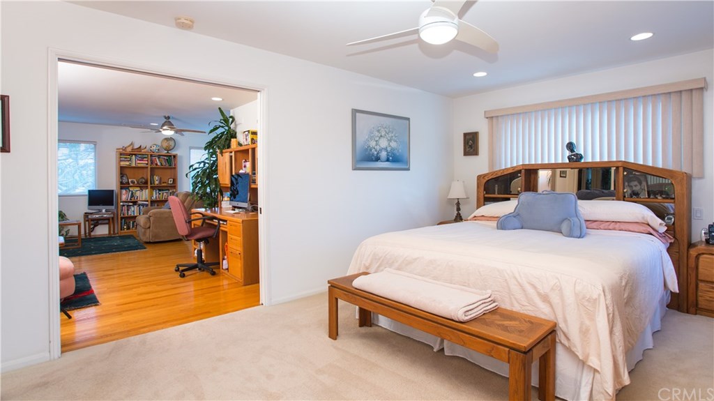 1801 Laurel Avenue Manhattan Beach, CA 90266 - Photo 38 of 42