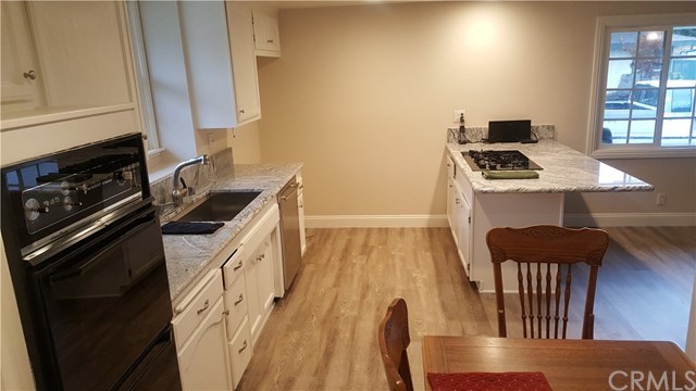 913 Junipero Drive Costa Mesa, CA 92626 - Photo 6 of 13