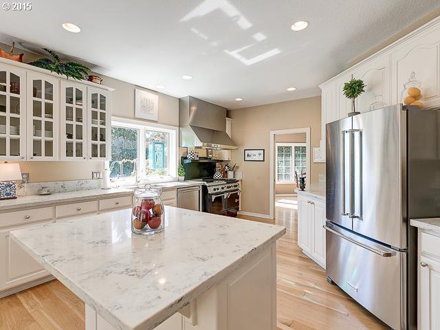 16315 Northwest Pumpkin Ridge Road North Plains, OR 97133 - Photo 5 of 32 Gallery Image 5