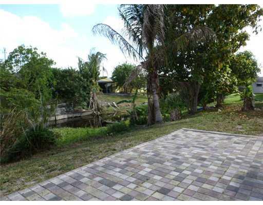 9346 Southwest 2nd Street Boca Raton, FL 33428 - Photo 10 of 11