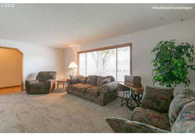 1532 Southwest Stringtown Road Forest Grove, OR 97116 - Photo 14 of 22