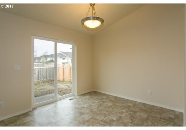3018 Reed Avenue Woodburn, OR 97071 - Photo 9 of 16 Gallery Image 9