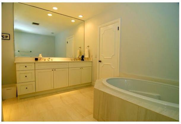 2225 Areca Palm Road Boca Raton, FL 33432 - Photo 7 of 16