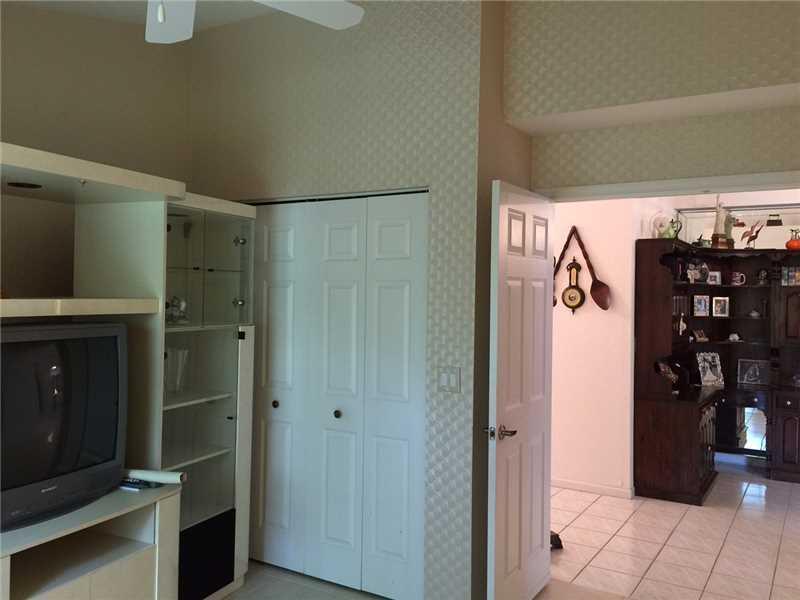 22862 Barrister Drive Boca Raton, FL 33433 - Photo 11 of 31