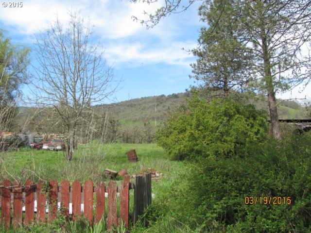 3448 Carnes Road Roseburg, OR 97471 - Photo 7 of 12 Gallery Image 7