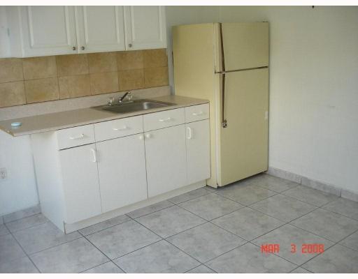 435 East 52nd Street Hialeah, FL 33013 - Photo 10 of 11