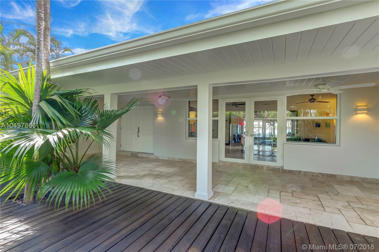 1525 Cleveland Road Miami Beach, FL 33141 - Photo 4 of 31