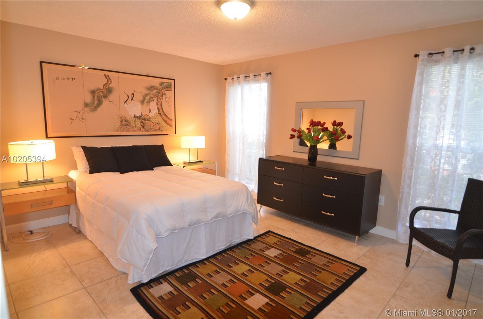 11570 Southwest 83rd Terrace Miami, FL 33173 - Photo 22 of 35