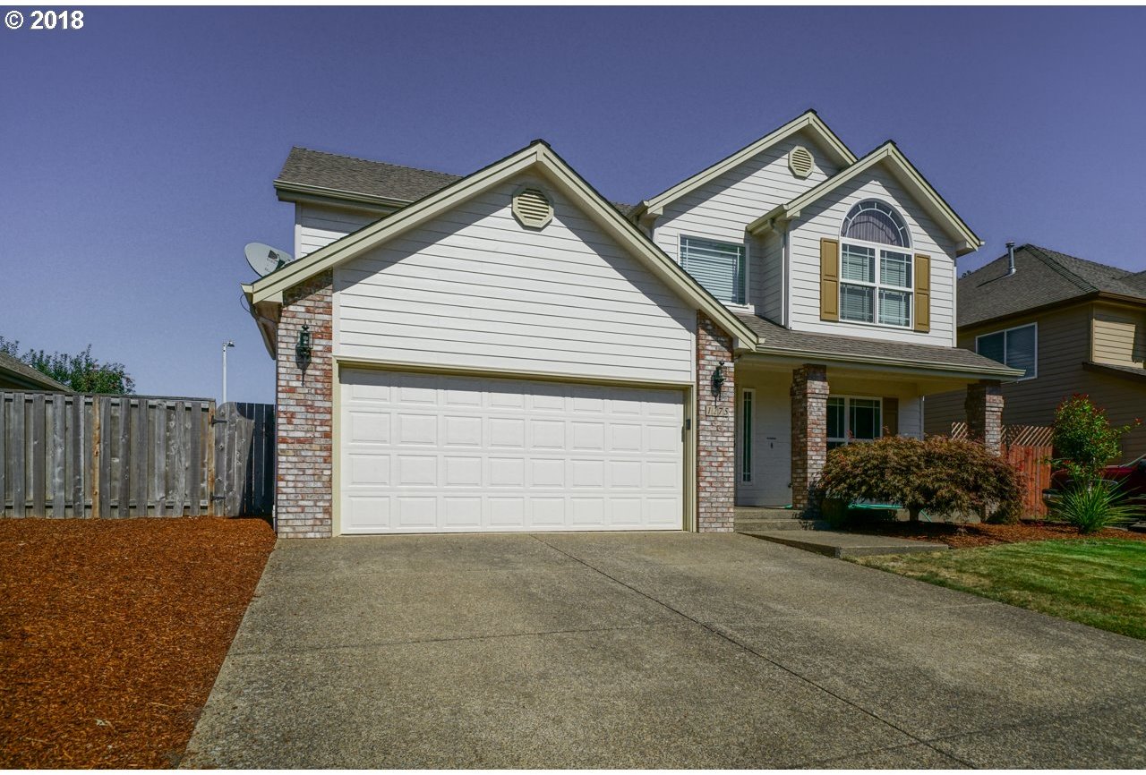 1275 Independence Avenue Woodburn, OR 97071 - Photo 2 of 32