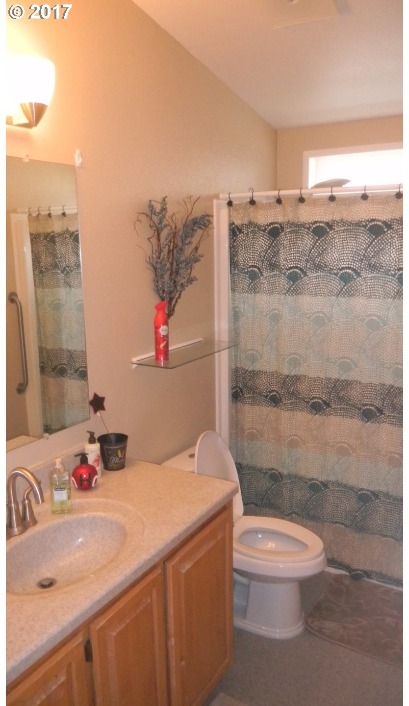 100 River Bend Road, Unit 11 Reedsport, OR 97467 - Photo 15 of 15