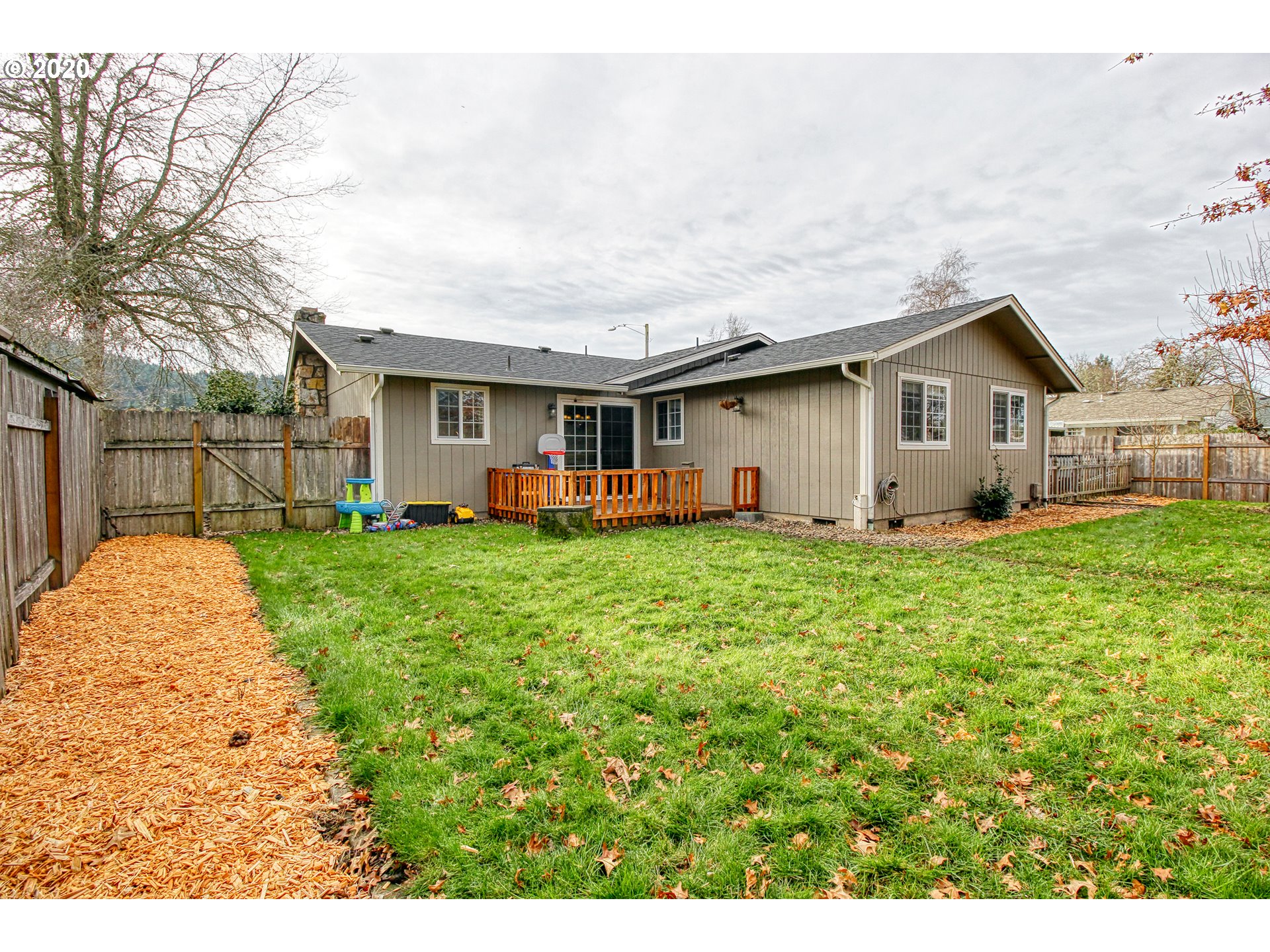 6966 C Street Springfield, OR 97478 - Photo 23 of 26 Gallery Image 23