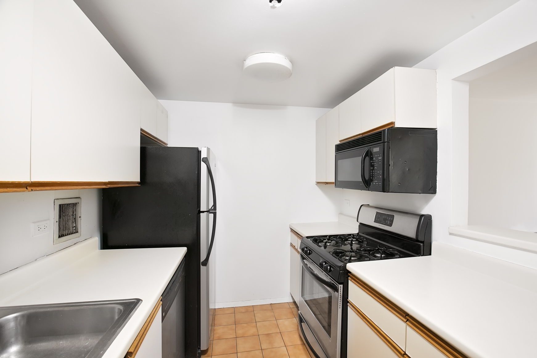 55 Poplar Street, Unit 3D Brooklyn, NY 11201 - Photo 3 of 7