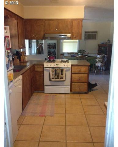 13873 Ehlen Road Northeast Aurora, OR 97002 - Photo 8 of 12 Gallery Image 8