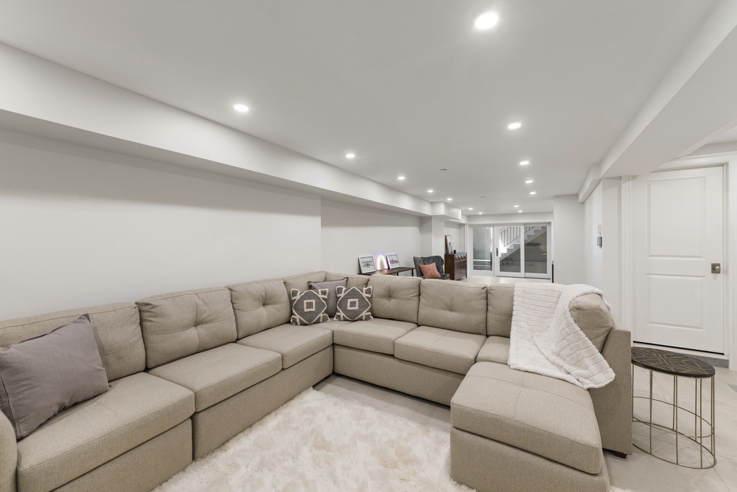 117 3rd Place, Unit TRIPLEX Brooklyn, NY 11231 - Photo 18 of 22