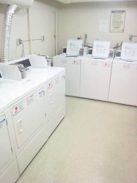 311 East 75th Street, Unit 4D Manhattan, NY 10021 - Photo 6 of 7