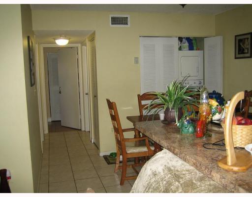 15560 Southwest 80th Street, Unit K103 Miami, FL 33193 - Photo 5 of 12
