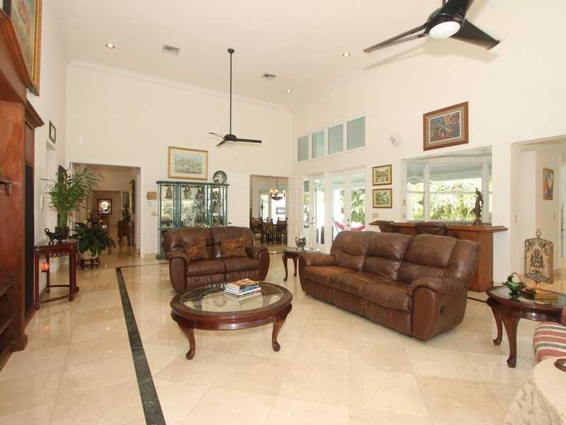 465 Ridge Road Coral Gables, FL 33143 - Photo 13 of 25