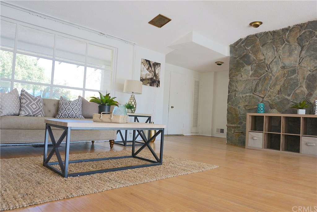 3475 Canyon Crest Road Altadena, CA 91001 - Photo 3 of 50