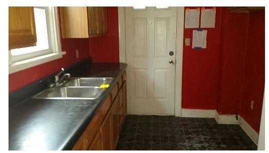 908 Anaheim Street Pittsburgh, PA 15219 - Photo 6 of 8