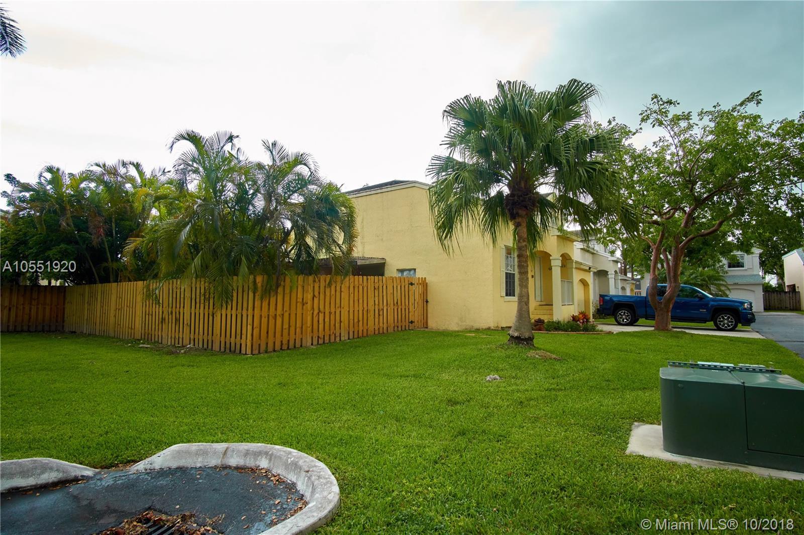 11802 Southwest 100th Terrace Miami, FL 33186 - Photo 2 of 4