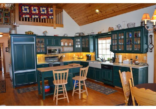 7411 Southwest Copley Road Powell Butte, OR 97753 - Photo 7 of 16 Gallery Image 7