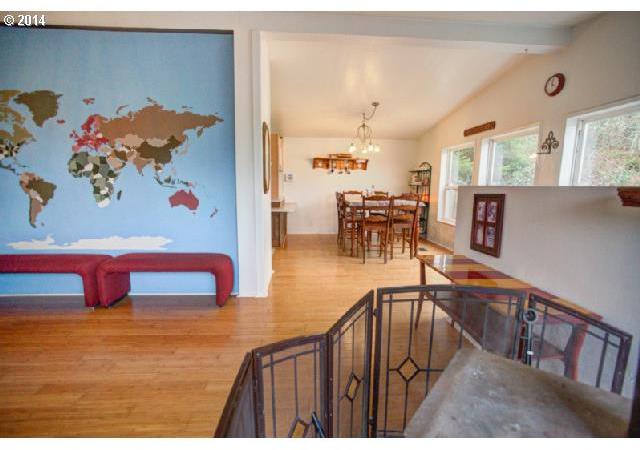 10755 Sunnyside Road Southeast Jefferson, OR 97352 - Photo 6 of 16 Gallery Image 6