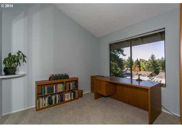 7536 Southwest Barnes Road, Unit B Portland, OR 97225 - Photo 3 of 16 Gallery Image 3