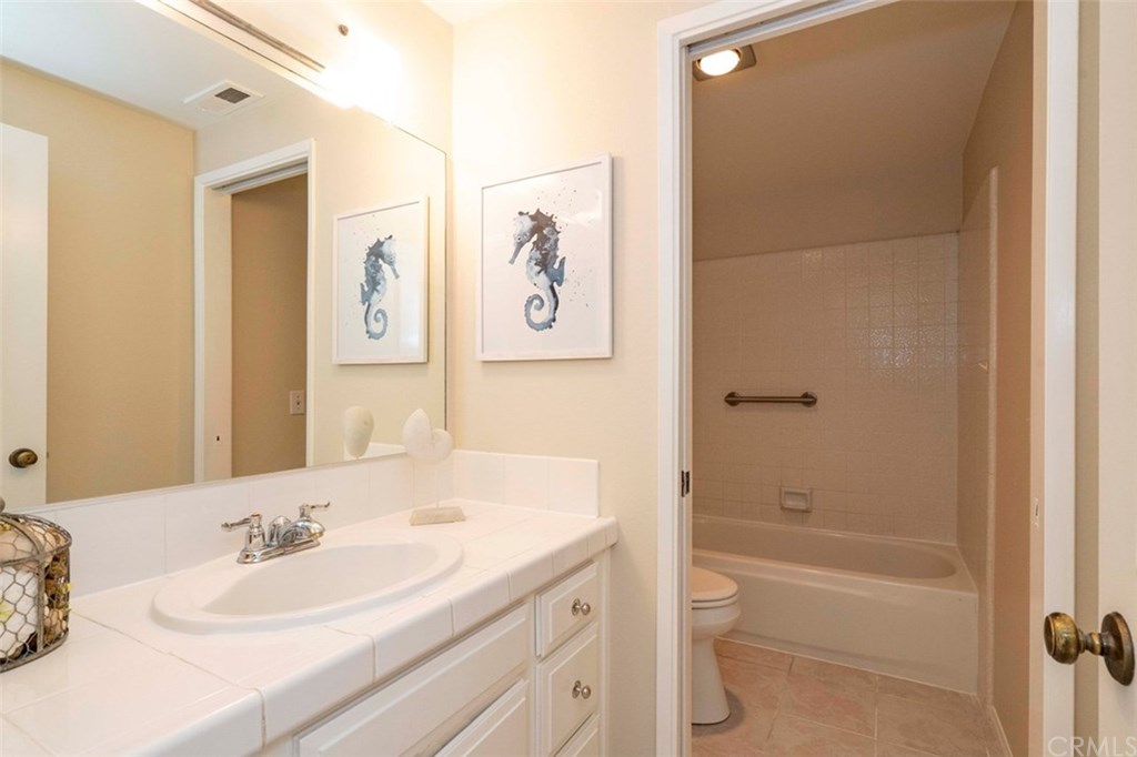 32 Bluejay Irvine, CA 92604 - Photo 19 of 40