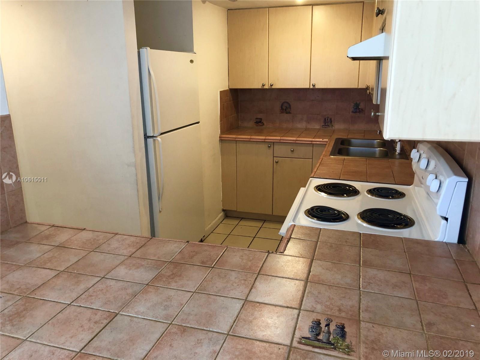 14357 Southwest 97th Lane Miami, FL 33186 - Photo 13 of 36