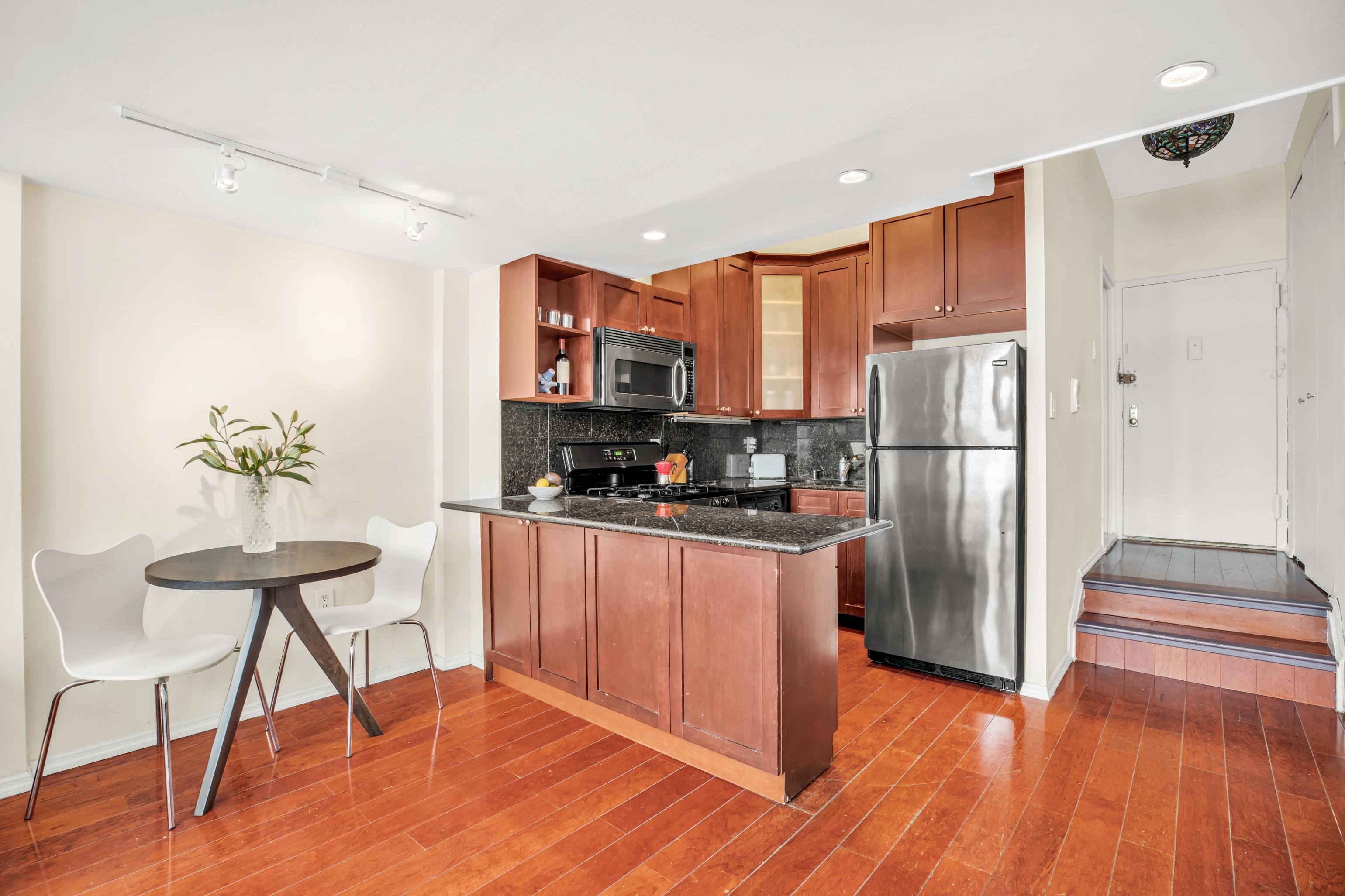 35 East 10th Street, Unit 3K Manhattan, NY 10003 - Photo 3 of 6