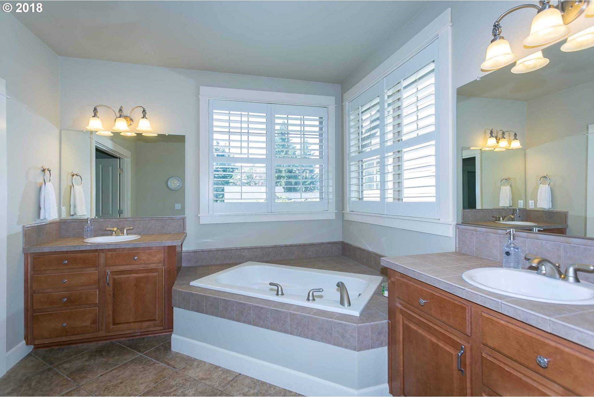 22836 Southwest Cowlitz Drive Tualatin, OR 97062 - Photo 12 of 29