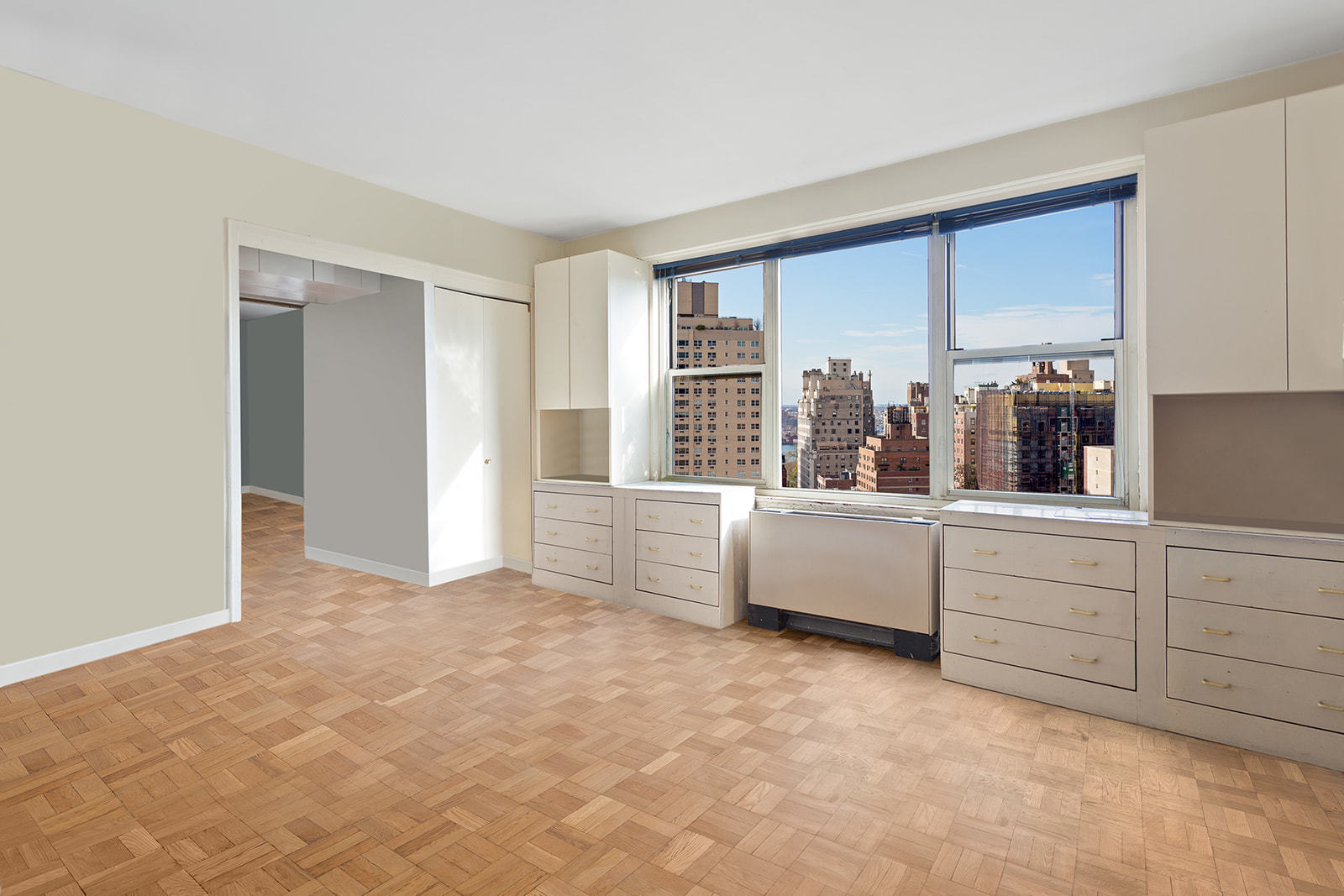 400 East 85th Street, Unit 17A Manhattan, NY 10028 - Photo 2 of 5