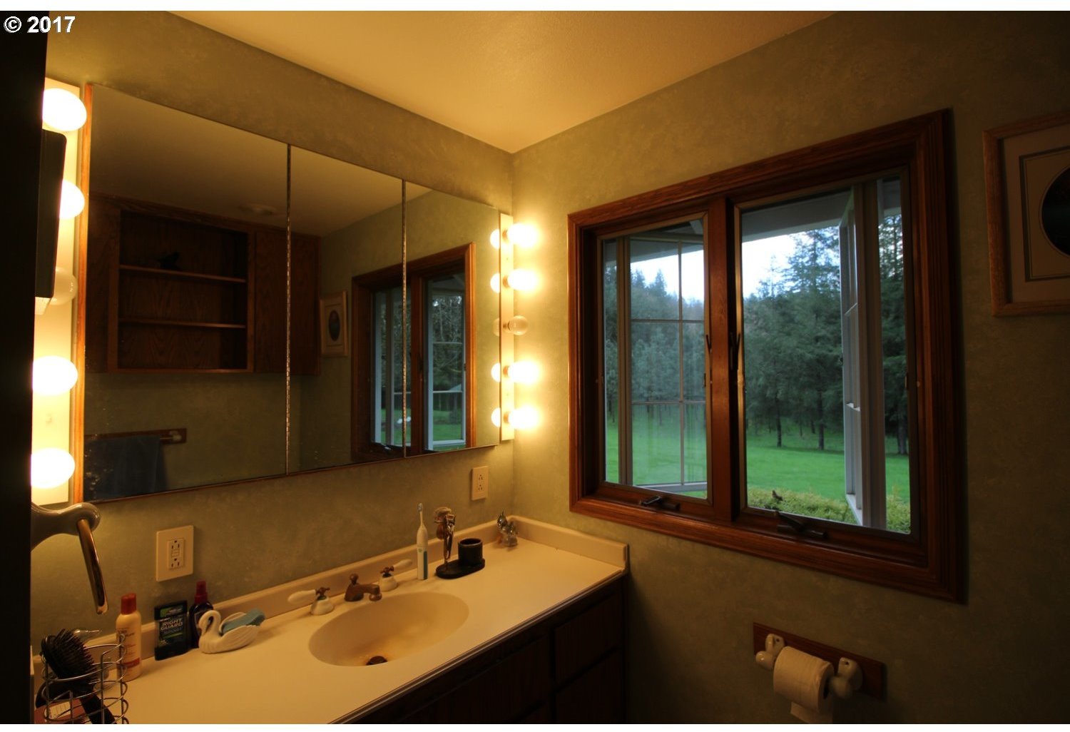 555 Hazel Dell Road Castle Rock, WA 98611 - Photo 13 of 21 Gallery Image 13