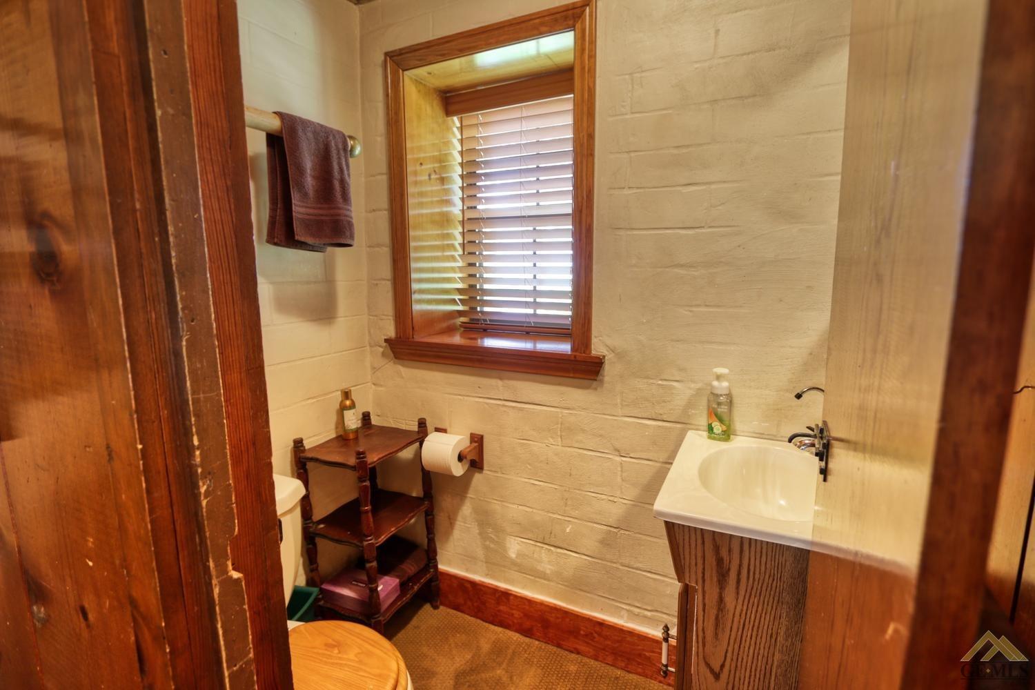28101 Giraudo Road Tehachapi, CA 93561 - Photo 17 of 40 Gallery Image 17