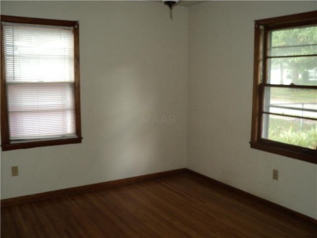 1489 Hopewell Road Memphis, TN 38117 - Photo 7 of 12