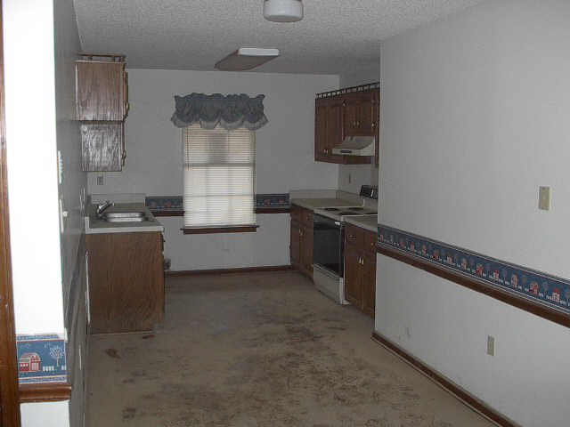 9248 Kerrville Rosemark Road Millington, TN 38053 - Photo 3 of 8 Gallery Image 3