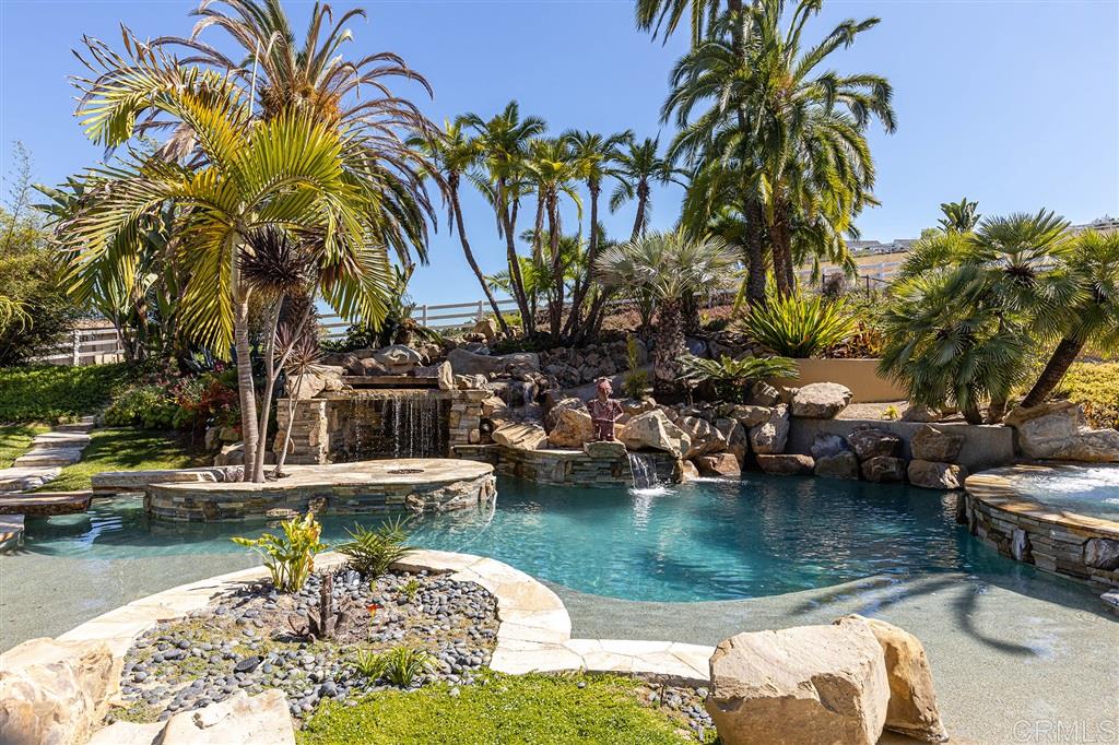 3430 Via Monteverde Encinitas, CA 92024 - Photo 16 of 25