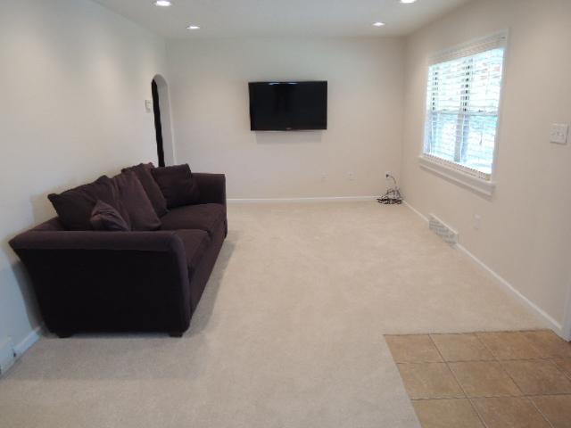 1154 Hamil Road Penn Hills, PA 15147 - Photo 5 of 24 Gallery Image 5