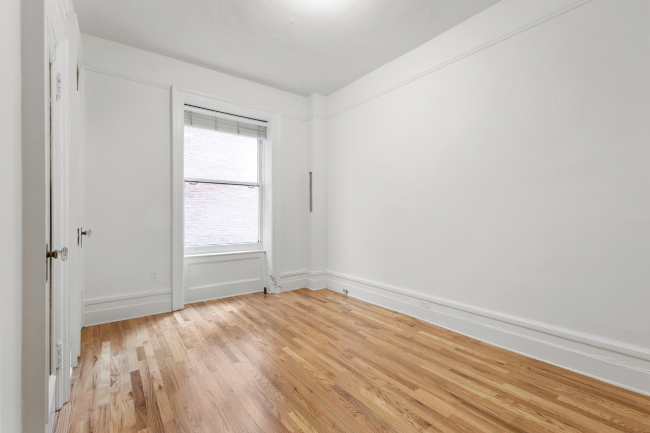 50 East 96th Street, Unit 2C Manhattan, NY 10128 - Photo 5 of 10