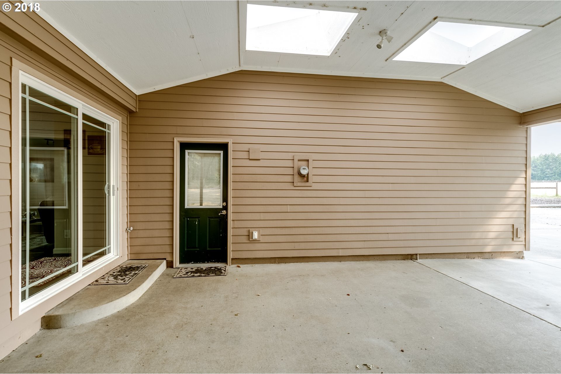 26718 Cantrell Road Eugene, OR 97402 - Photo 11 of 32